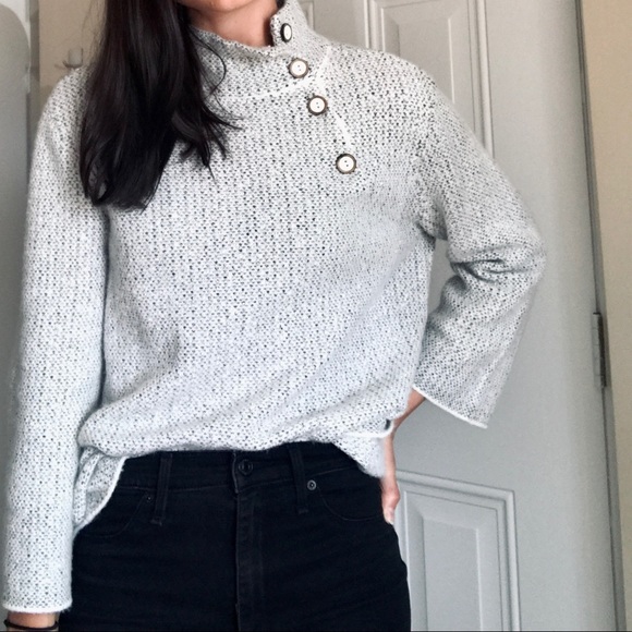 Black & white button sweater - Picture 1 of 8